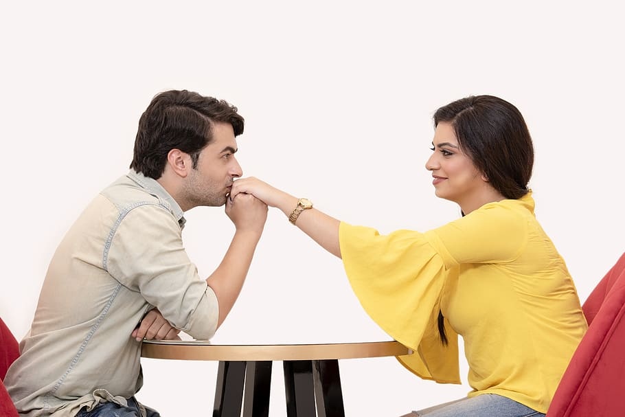 AnastasiaDate – Important Online Dating Safety Tips for Women