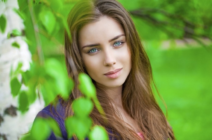 Russianbrides, Russianbrides.com, Russianbrides Reviews, Dating Review, Online Dating, Dating Online, Online Dating Review, First Date, Dating Tips, Offline Dating, Dating Advice, Dating Ideas for College Boys