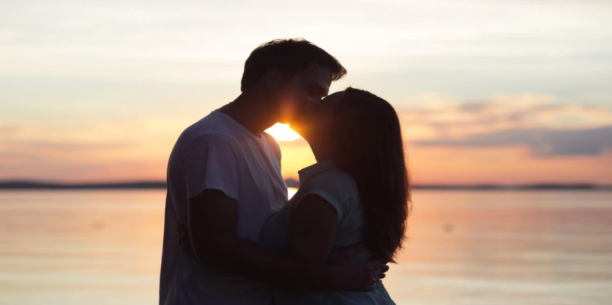 Long Distance Relationship Trust Issues: How to Overcome Them